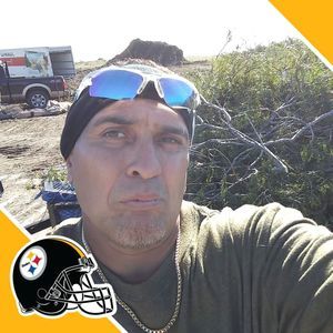 Meet your Posher, Rene uresti